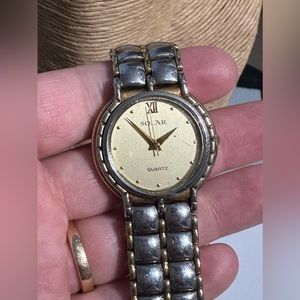 Vintage Solar Quartz Eaton watch